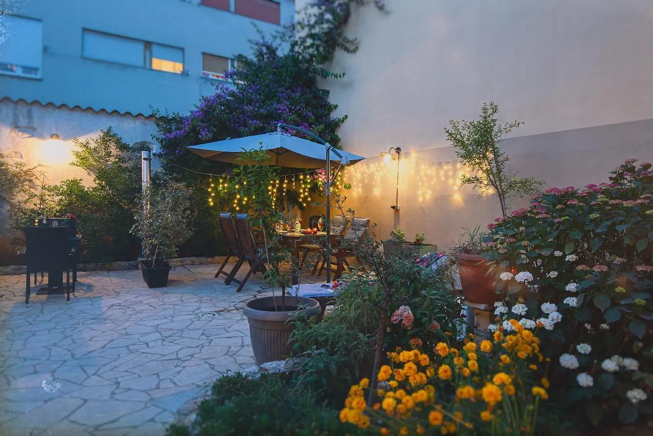 Mimoza Old Town Pula Apartments Croatia